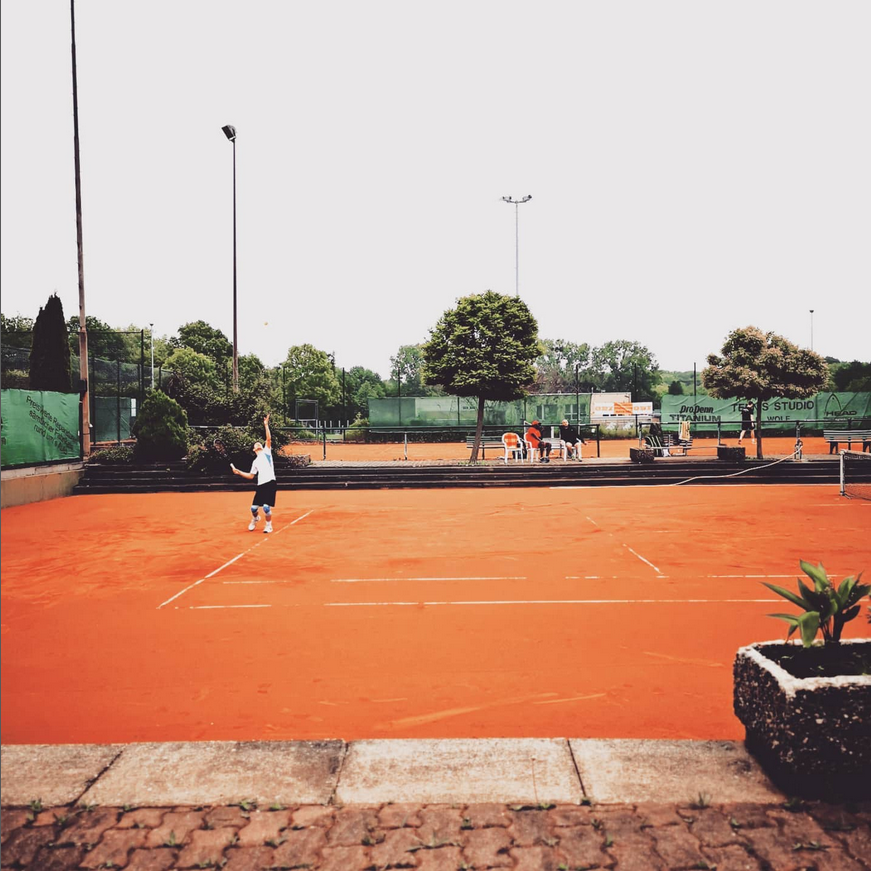 Screenshot 2023-12-17 at 15-28-07 SCE Hamm Tennis e.V. 🎾 (@sce.hamm) • Instagram-Fotos und -Videos